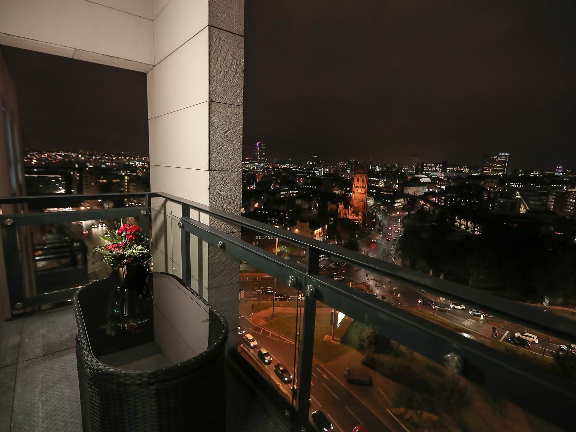 Live In Leeds Penthouse Apartment Exterior photo